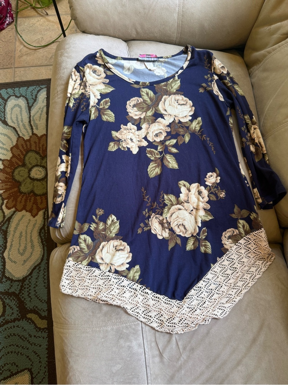 2000s Discreet Navy Floral Tunic with Cream Crochet Lace Hem